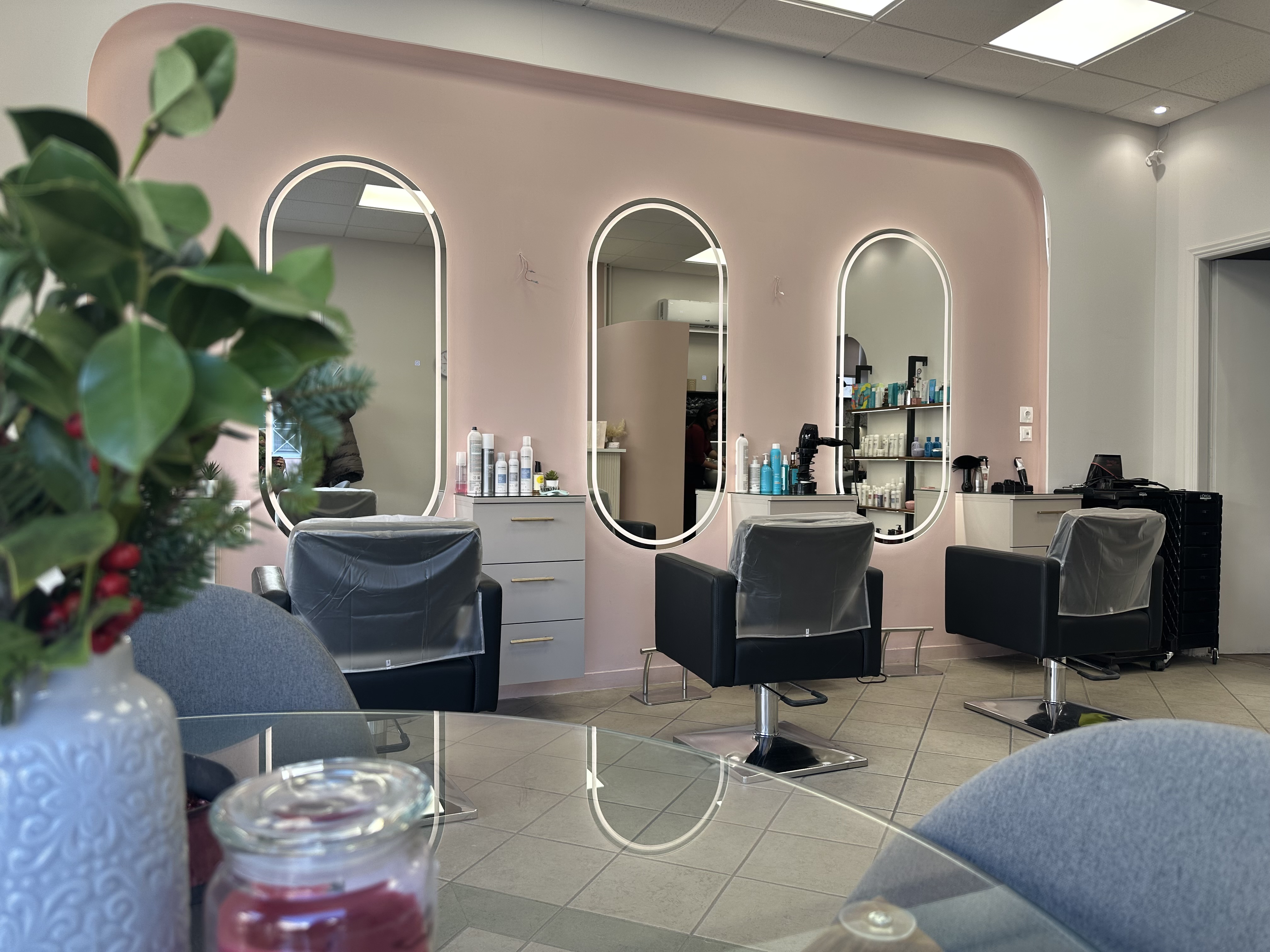 Zoe Vasilopoulou Hair Studio